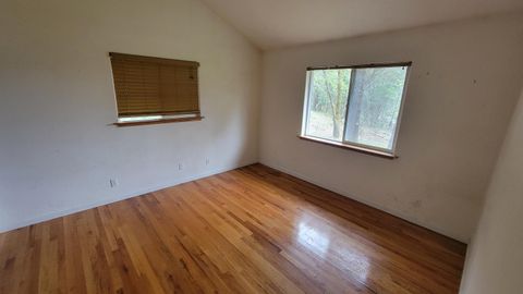 Tiny photo for 3080 Board Shanty Road, Grants Pass, OR 97527 (MLS # 220217792)