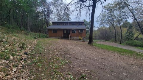 Tiny photo for 3080 Board Shanty Road, Grants Pass, OR 97527 (MLS # 220217792)