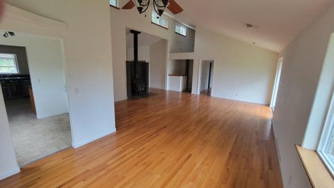 Tiny photo for 3080 Board Shanty Road, Grants Pass, OR 97527 (MLS # 220217792)