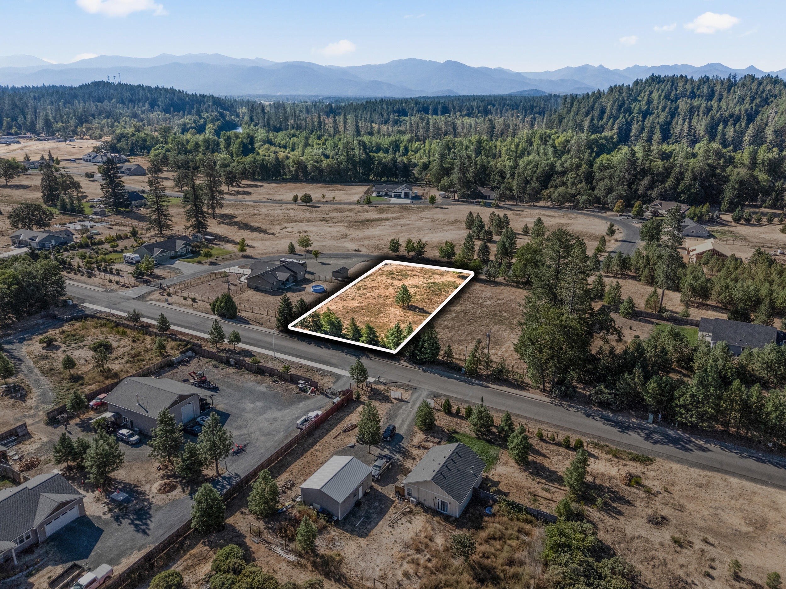 Illinois River Estates - Land