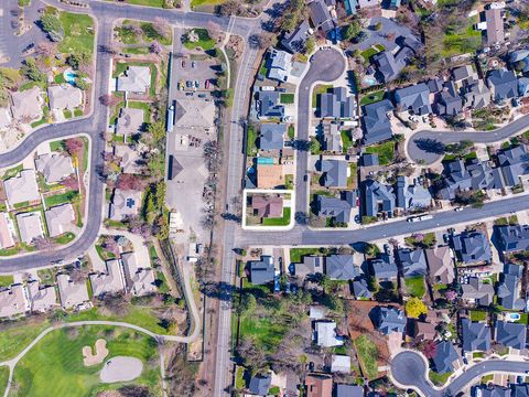 Tiny photo for 19 Pine Court, Eagle Point, OR 97524 (MLS # 220217159)