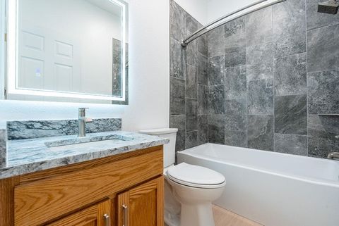 Tiny photo for 19 Pine Court, Eagle Point, OR 97524 (MLS # 220217159)