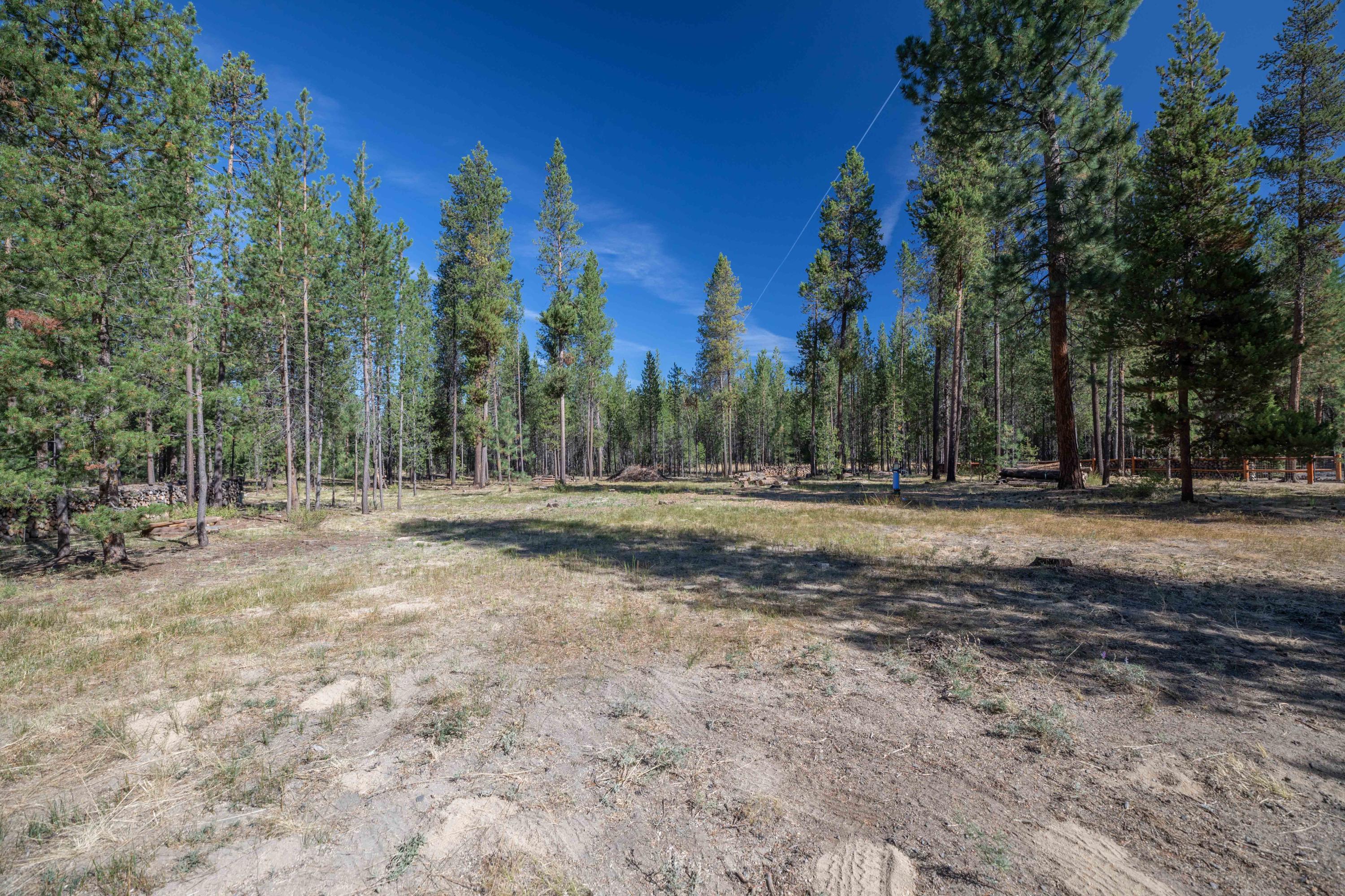 Wagon Trail Acreages - Land