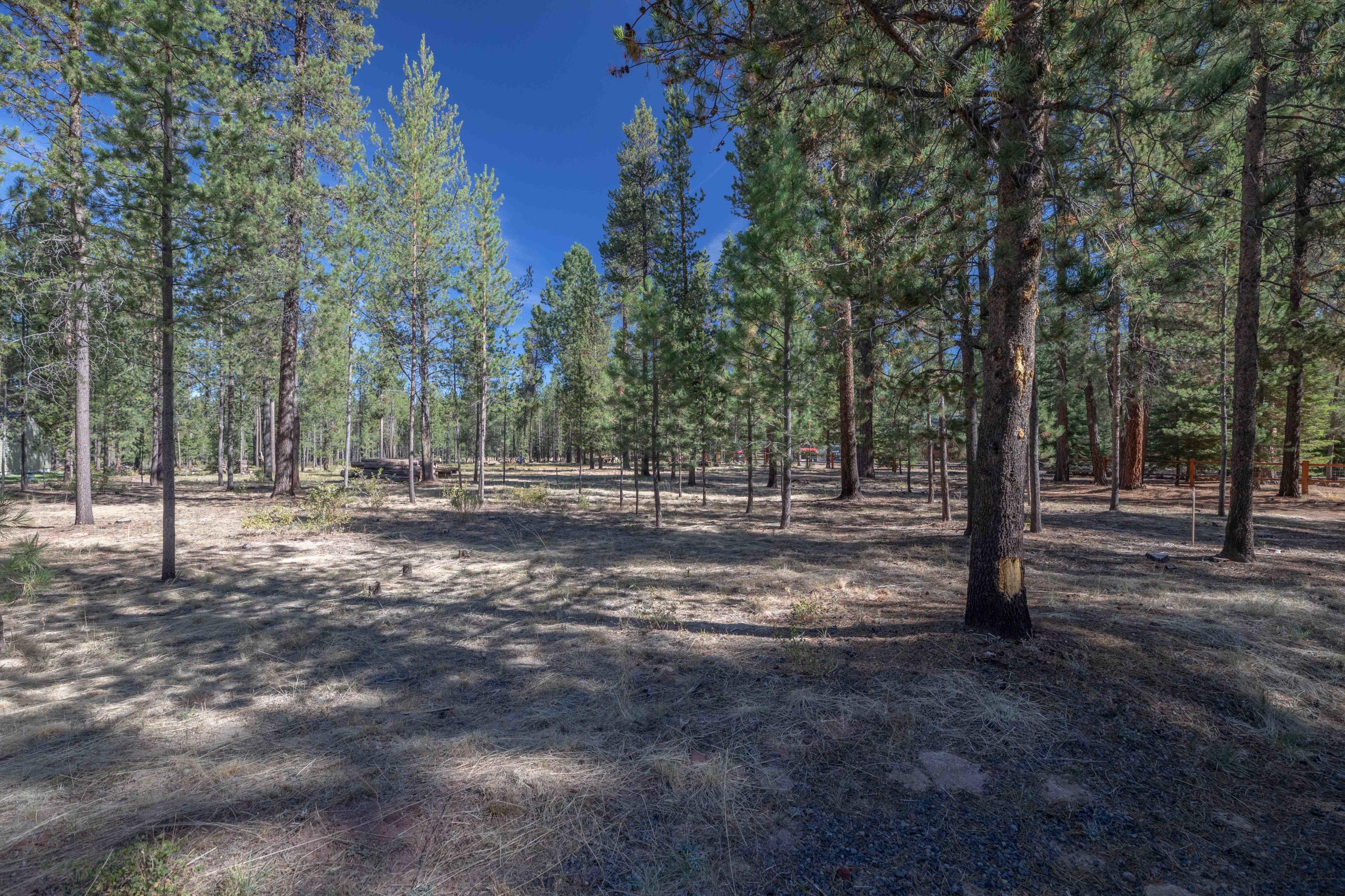 Wagon Trail Acreages - Land