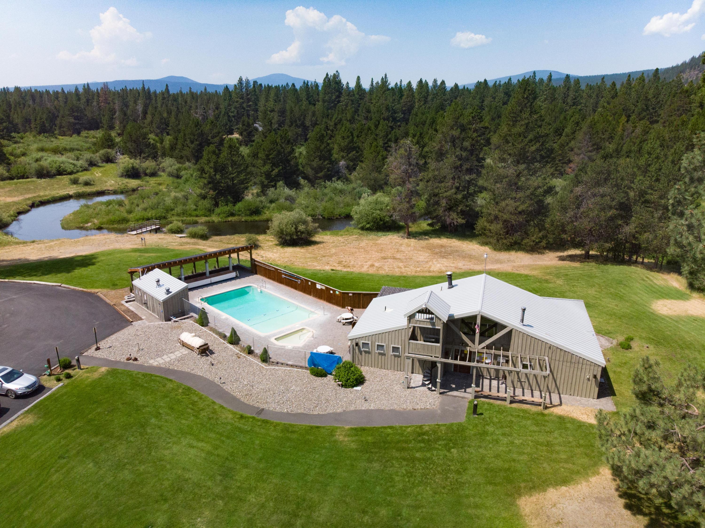 Wagon Trail Acreages - Land