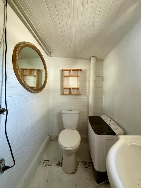 Tiny photo for 1443 Oregon Avenue, Klamath Falls, OR 97601 (MLS # 220219252)