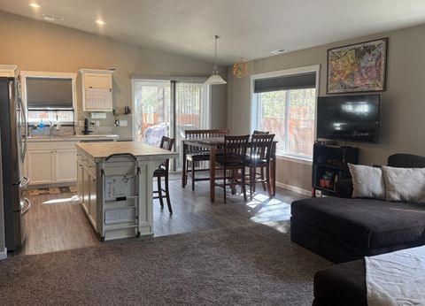 Tiny photo for 16020 Alpine Drive, La Pine, OR 97739 (MLS # 220217421)