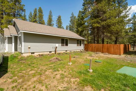 Tiny photo for 16020 Alpine Drive, La Pine, OR 97739 (MLS # 220217421)