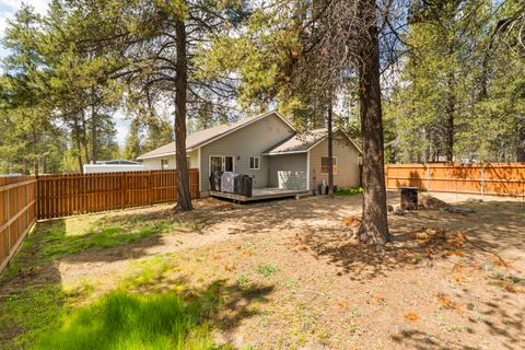 Tiny photo for 16020 Alpine Drive, La Pine, OR 97739 (MLS # 220217421)