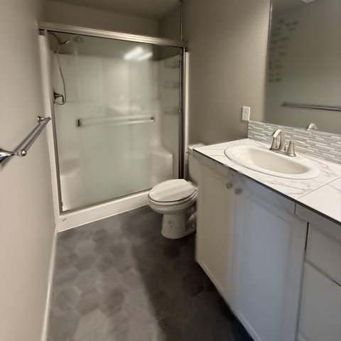 Tiny photo for 16020 Alpine Drive, La Pine, OR 97739 (MLS # 220217421)