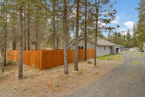 Tiny photo for 16020 Alpine Drive, La Pine, OR 97739 (MLS # 220217421)