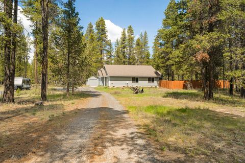 Tiny photo for 16020 Alpine Drive, La Pine, OR 97739 (MLS # 220217421)