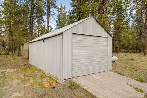 Tiny photo for 16020 Alpine Drive, La Pine, OR 97739 (MLS # 220217421)