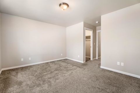 Tiny photo for 16020 Alpine Drive, La Pine, OR 97739 (MLS # 220217421)