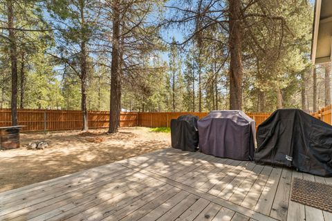 Tiny photo for 16020 Alpine Drive, La Pine, OR 97739 (MLS # 220217421)