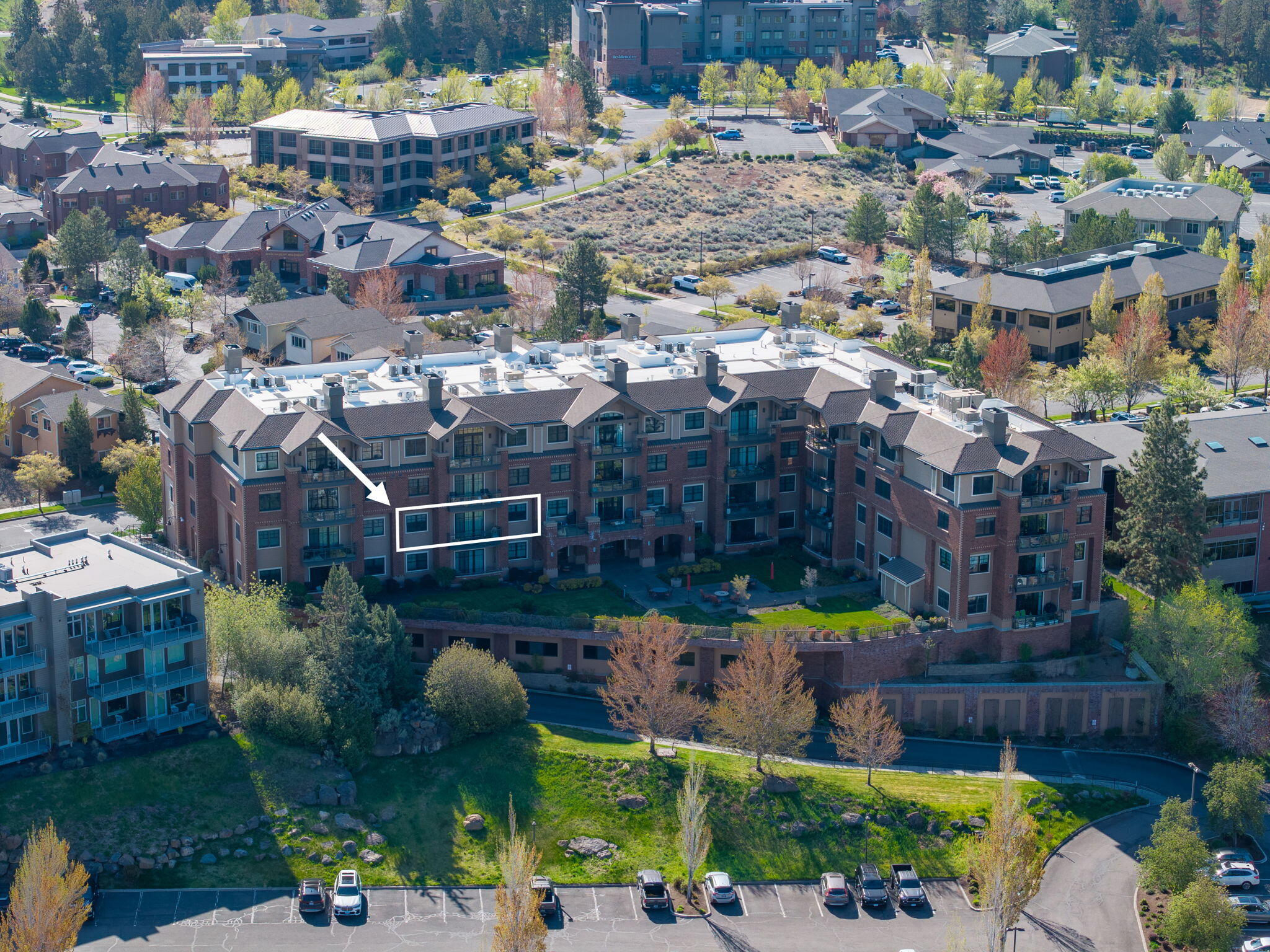 363 SW Bluff Drive UNIT 208