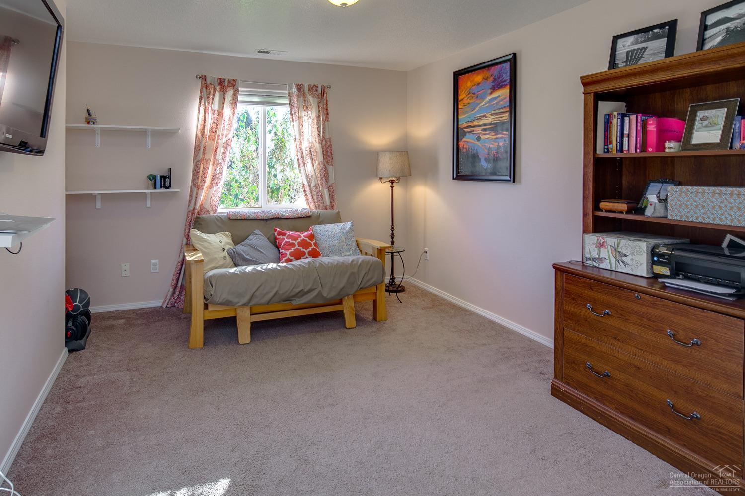 Ni Lah Sha Village - Residential