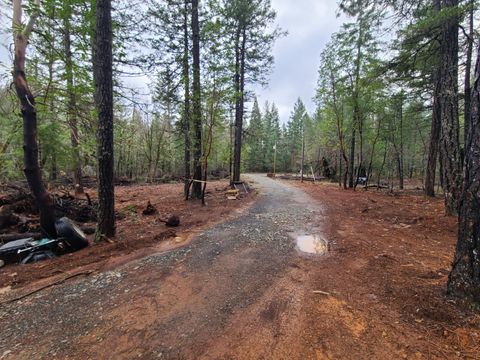 Tiny photo for 151 Linkhart Drive, Selma, OR 97538 (MLS # 220213567)