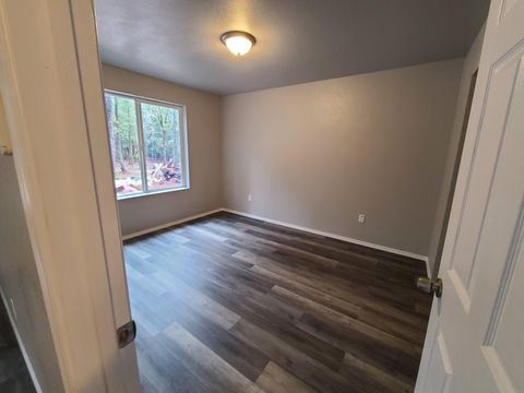 Tiny photo for 151 Linkhart Drive, Selma, OR 97538 (MLS # 220213567)