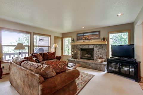 Tiny photo for 57321 Beaver Ridge Loop #1C, Sunriver, OR 97707 (MLS # 220213168)