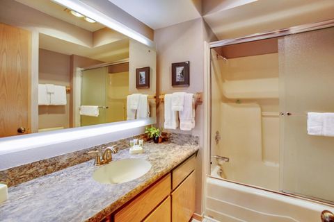 Tiny photo for 57321 Beaver Ridge Loop #1C, Sunriver, OR 97707 (MLS # 220213168)