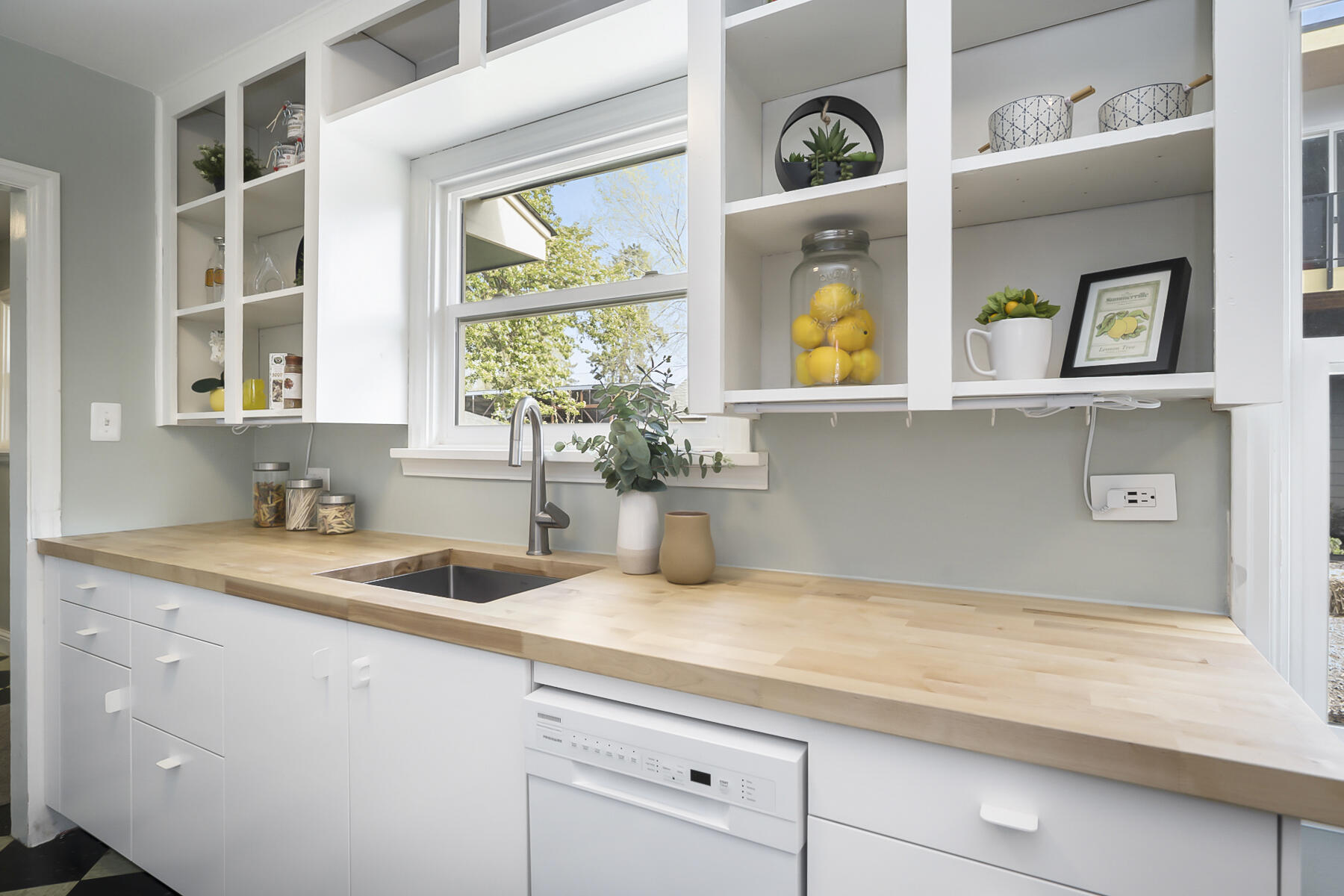 Center - Residential