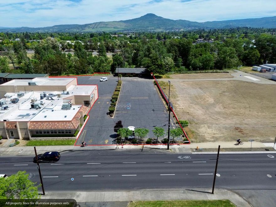 We exclusively present for lease 1014 N. Riverside Ave. This single tenant professional office building features five private offices with floor-to-ceiling windows with nature views surrounded by reception, a conference room area, restrooms and a break room. The property sits in a secluded area near downtown behind retail along Riverside abutting Bear Creek on the opposite side of the greenway and bike path. Small lot and shared parking with neighbor. NNN. Contact broker for details.