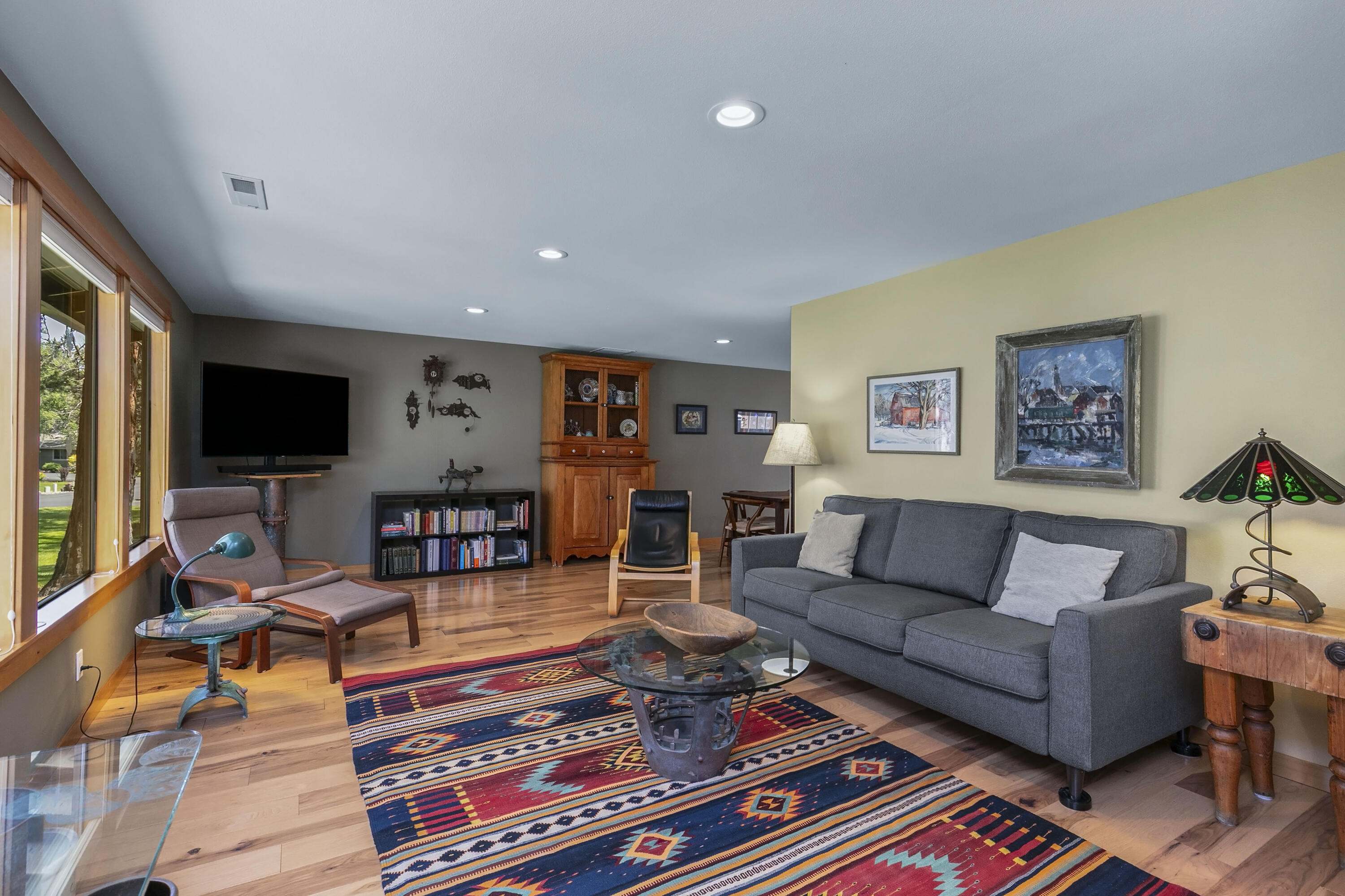 61292 Robin Hood Lane
