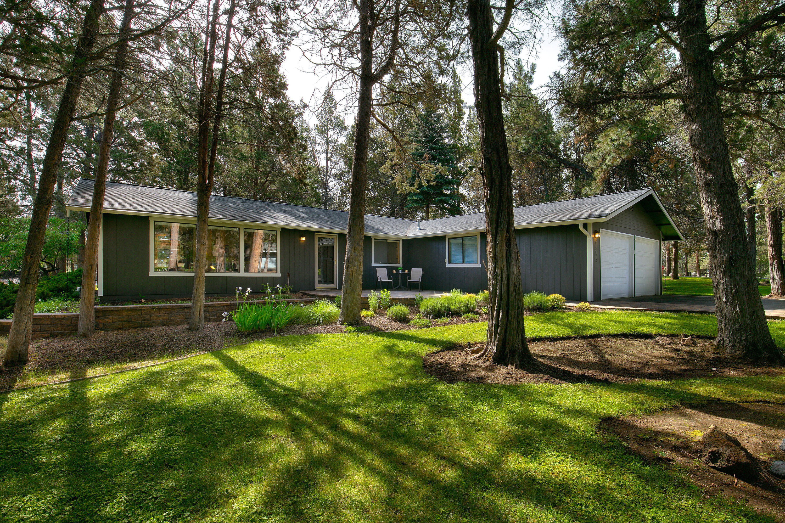 61292 Robin Hood Lane