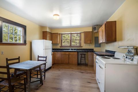 Tiny photo for 52140 Elderberry Lane, La Pine, OR 97739 (MLS # 220202397)