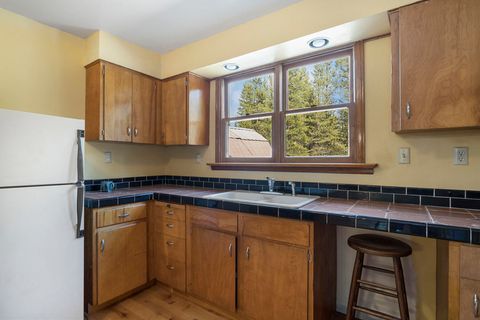 Tiny photo for 52140 Elderberry Lane, La Pine, OR 97739 (MLS # 220202397)