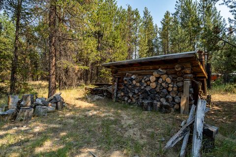 Tiny photo for 52140 Elderberry Lane, La Pine, OR 97739 (MLS # 220202397)