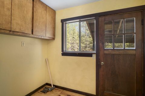 Tiny photo for 52140 Elderberry Lane, La Pine, OR 97739 (MLS # 220202397)