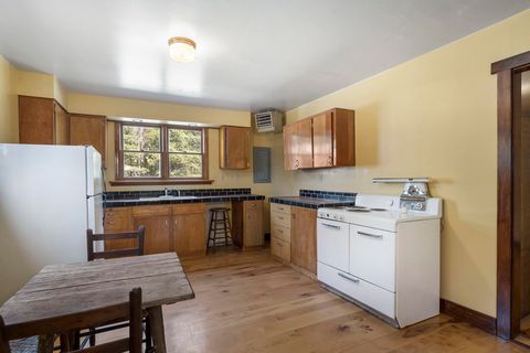 Tiny photo for 52140 Elderberry Lane, La Pine, OR 97739 (MLS # 220202397)