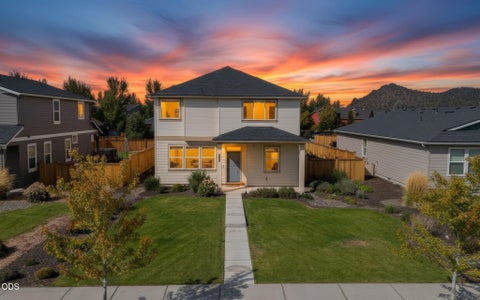 Photo of 731 NE Union Loop, Prineville, OR 97754 (MLS # 220228448)