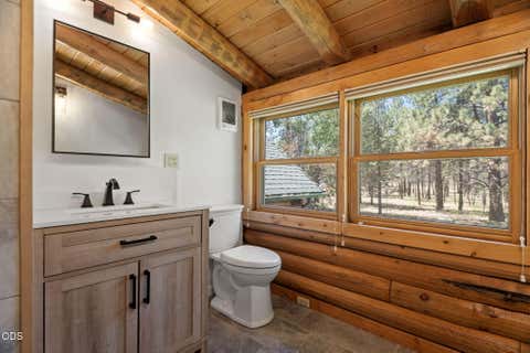 Tiny photo for 69566 Paint Brush Lane, Sisters, OR 97759 (MLS # 220223702)
