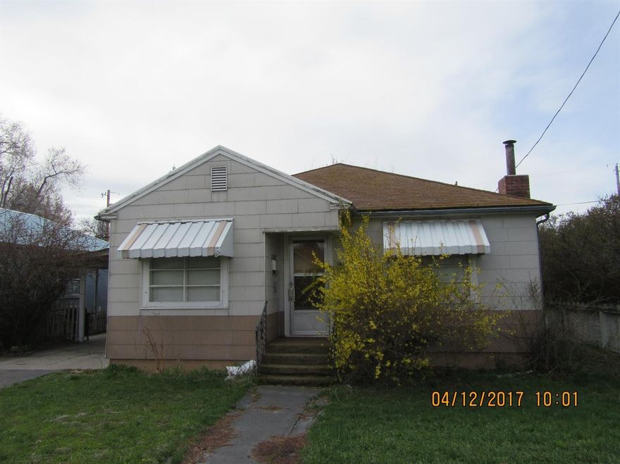 Clean home, near Fred Meyers and convenience store. Home is rented and has been well maintained.