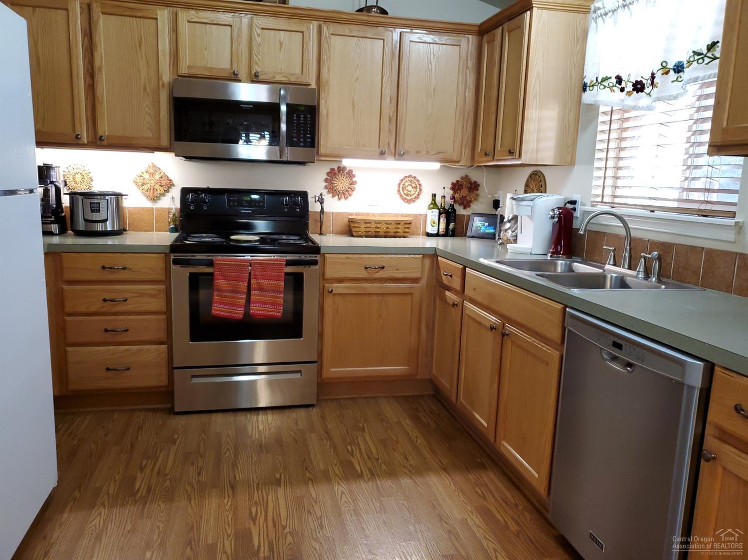 Golden Horseshoe - Residential