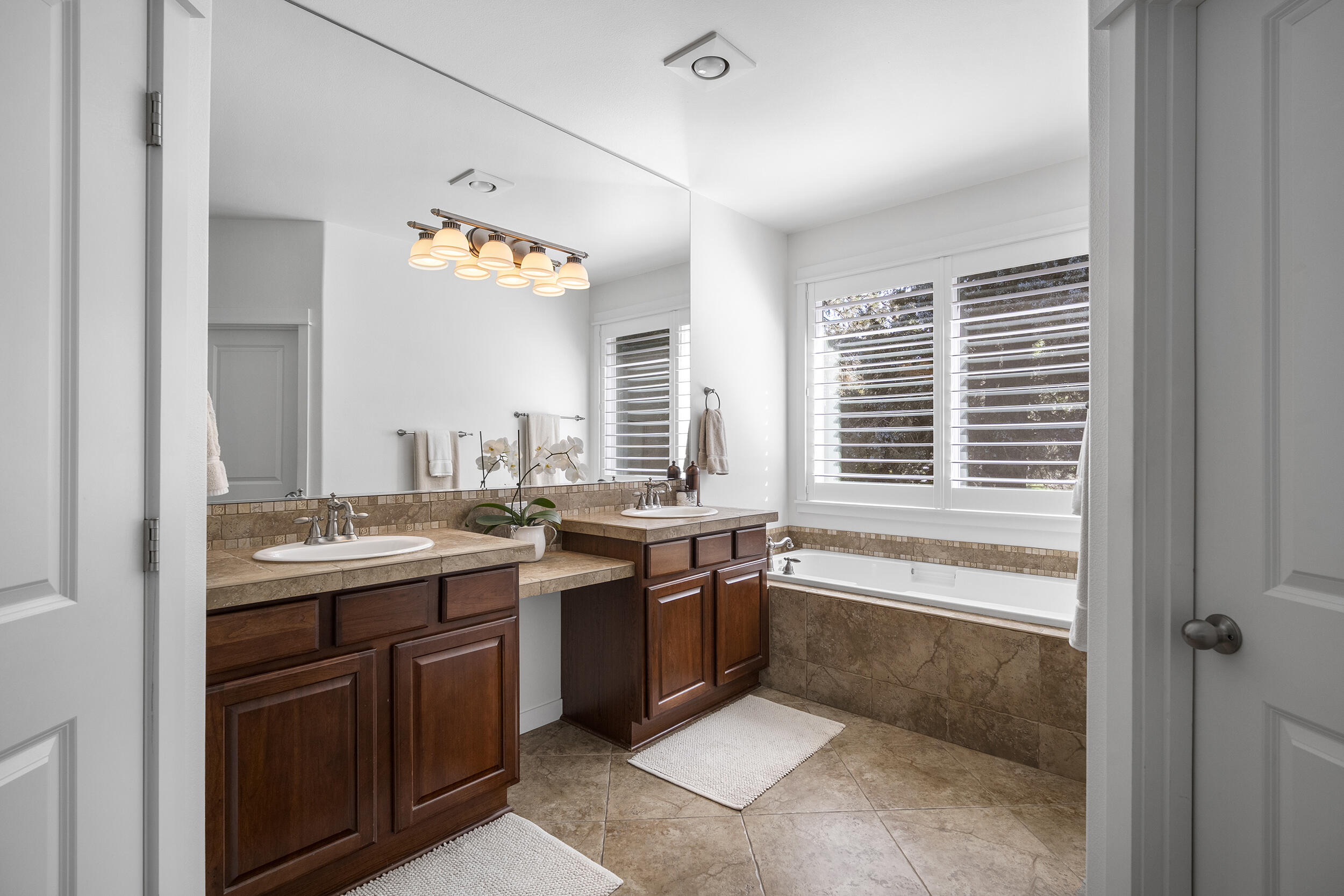 River Canyon Estates - Residential