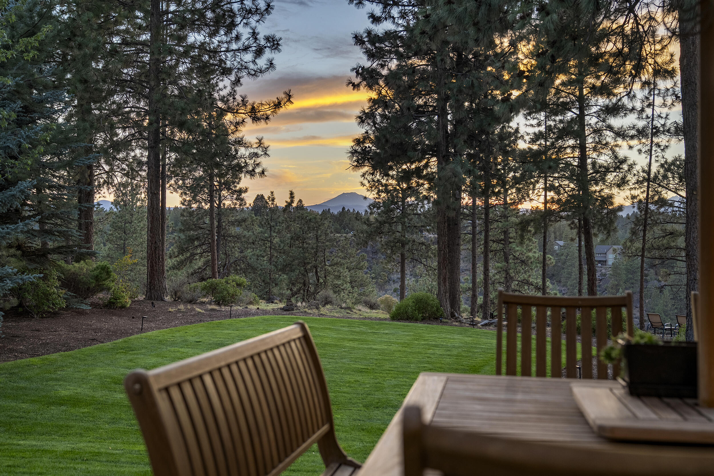 61375 Huckleberry Place