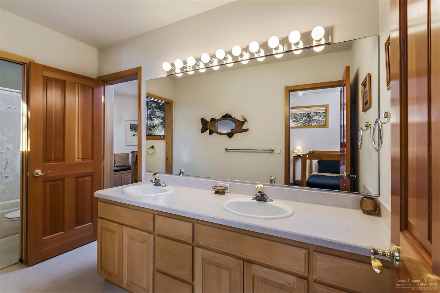 Fairway Crest Village - Residential