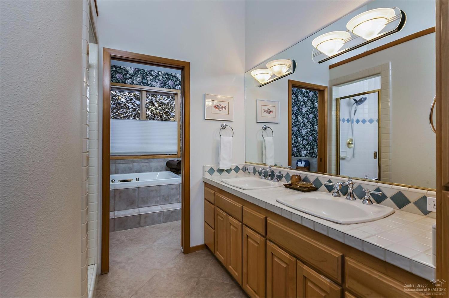 Fairway Crest Village - Residential