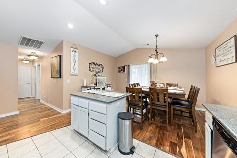 Tiny photo for 18 Scholarship Way, Medford, OR 97501 (MLS # 220215604)