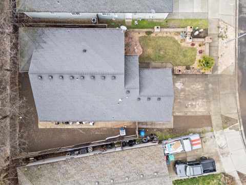 Tiny photo for 18 Scholarship Way, Medford, OR 97501 (MLS # 220215604)