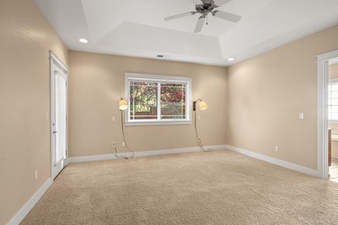 Tiny photo for 488 Quail Run, Eagle Point, OR 97524 (MLS # 220212082)