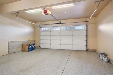 Tiny photo for 488 Quail Run, Eagle Point, OR 97524 (MLS # 220212082)