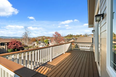 Tiny photo for 488 Quail Run, Eagle Point, OR 97524 (MLS # 220212082)