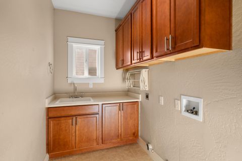 Tiny photo for 488 Quail Run, Eagle Point, OR 97524 (MLS # 220212082)