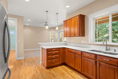 Tiny photo for 488 Quail Run, Eagle Point, OR 97524 (MLS # 220212082)