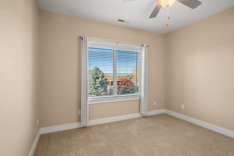 Tiny photo for 488 Quail Run, Eagle Point, OR 97524 (MLS # 220212082)